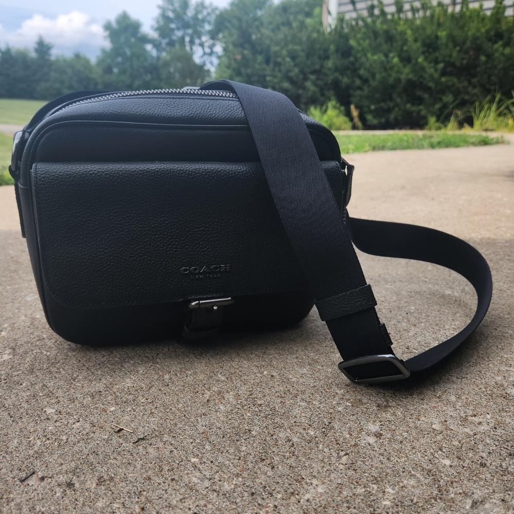 New Without tags Coach Crossbody purse
